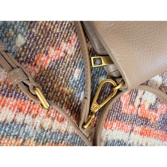 Quince Crossbody Purse Bag Women's Tan Brown Leather Fold-over Convertible - Picture 6 of 9